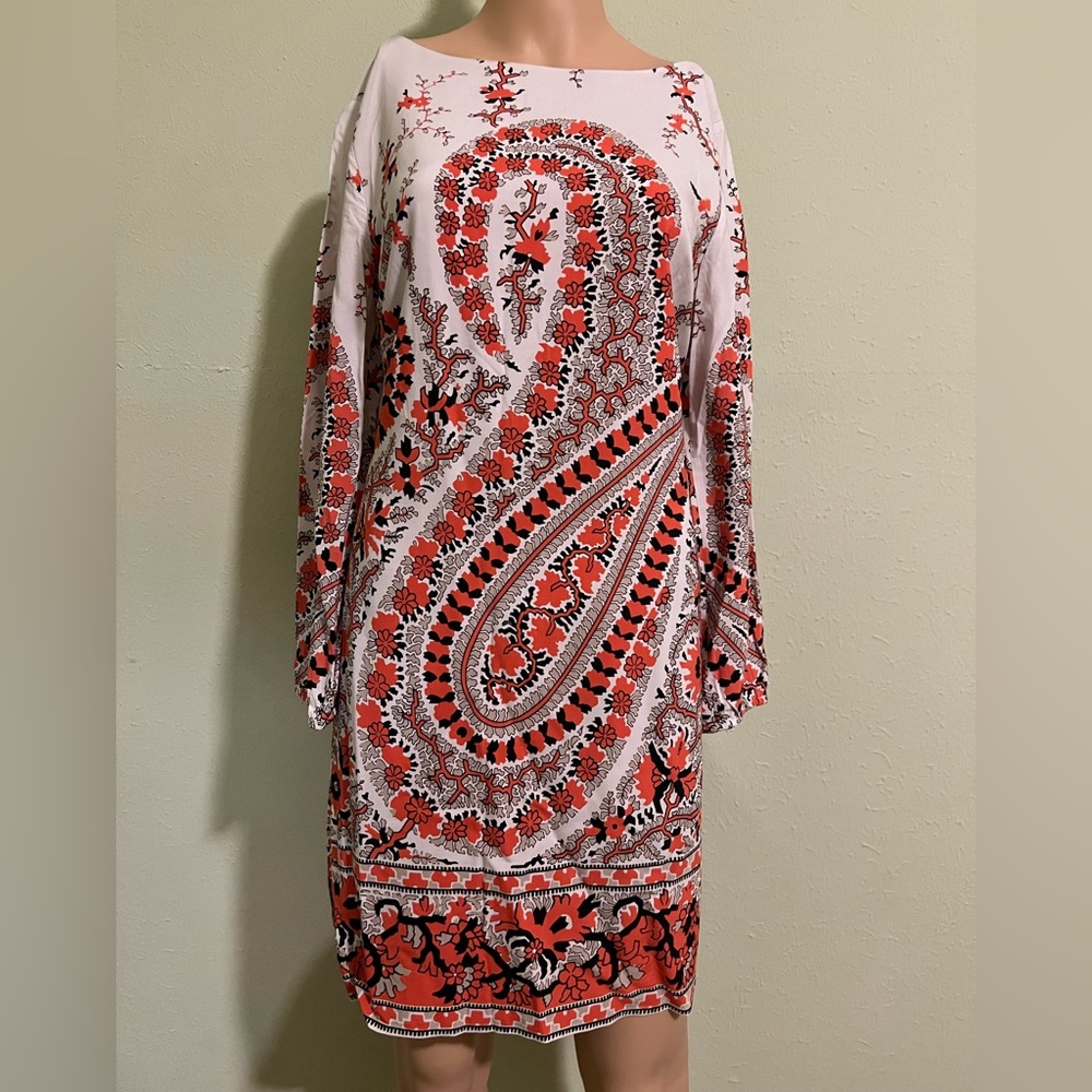Women’s dress size medium